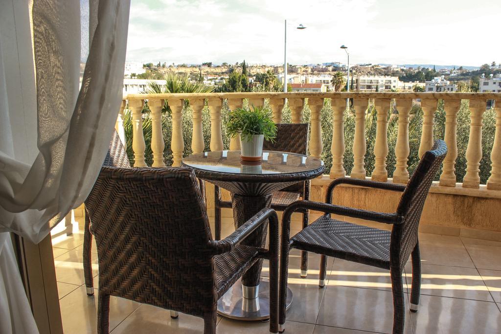 King'S Gardens Apartment Paphos Esterno foto