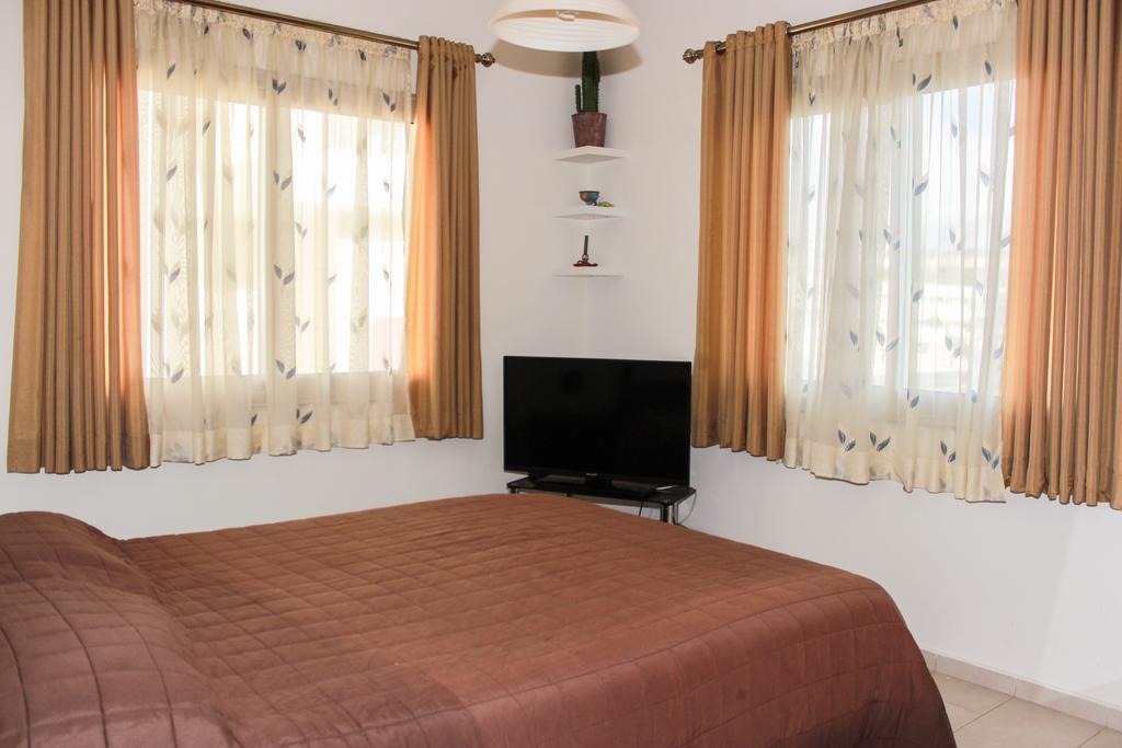 King'S Gardens Apartment Paphos Esterno foto