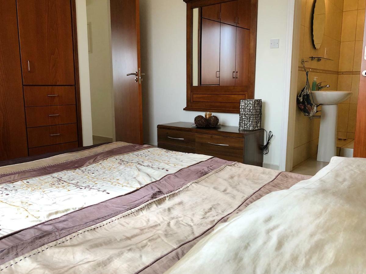 King'S Gardens Apartment Paphos Esterno foto