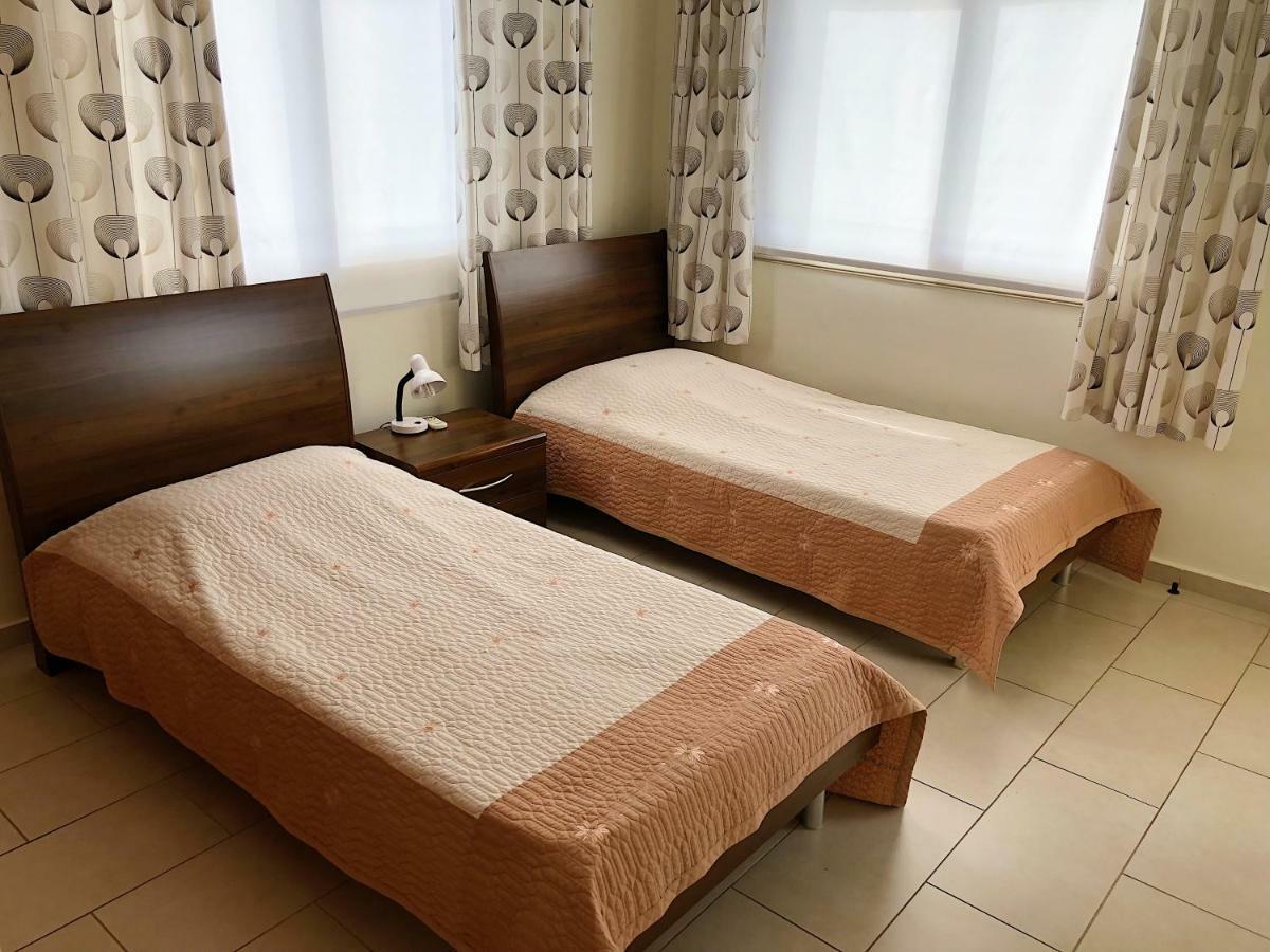 King'S Gardens Apartment Paphos Esterno foto
